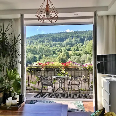 Apartament Dobre Miejsce Ustrzyki Dolne Exterior photo